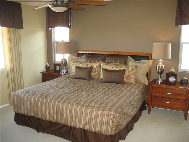 model_house_master_bedroomIMG_2042